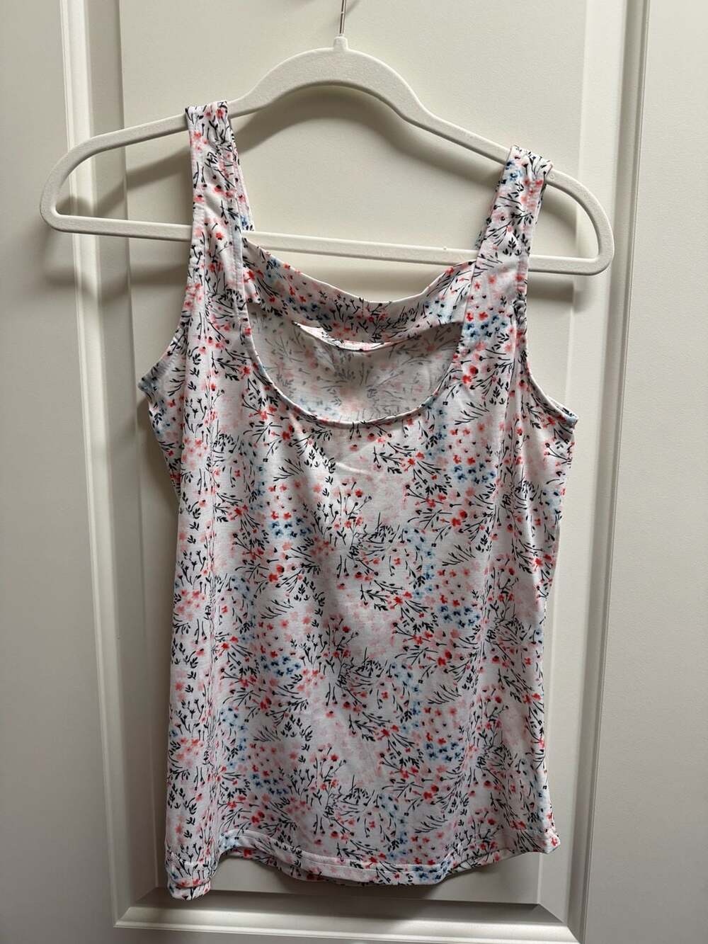 One Eleven North Floral Scoop Neck Tank Top